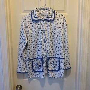 A set of pajamas for women